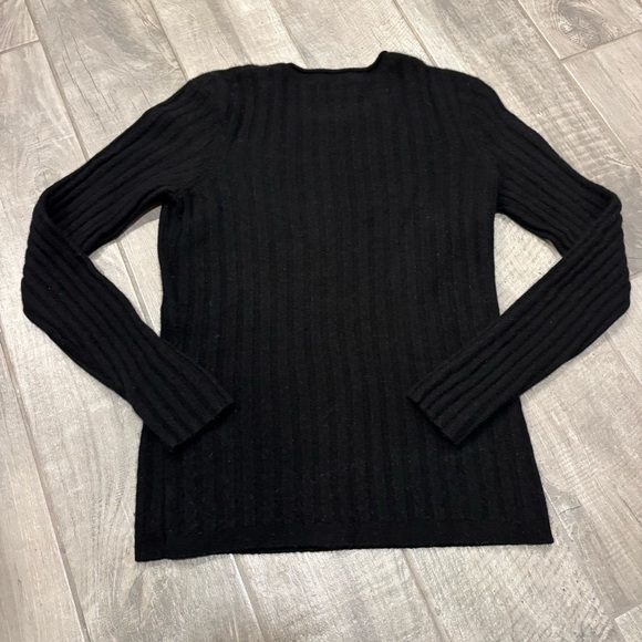NAADAM Lightweight Cashmere Ribbed Sweater - Picture 5 of 6